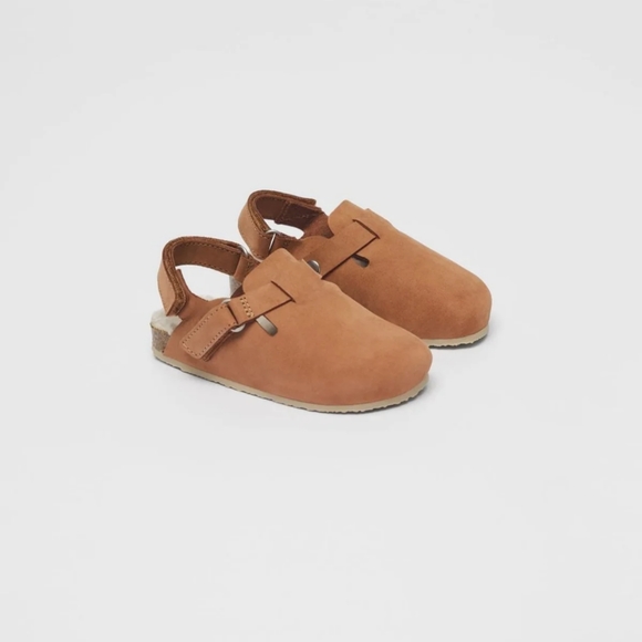 Sold - Picture 1 of 5